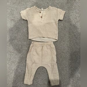 Quincy Mae 3-6 month striped set